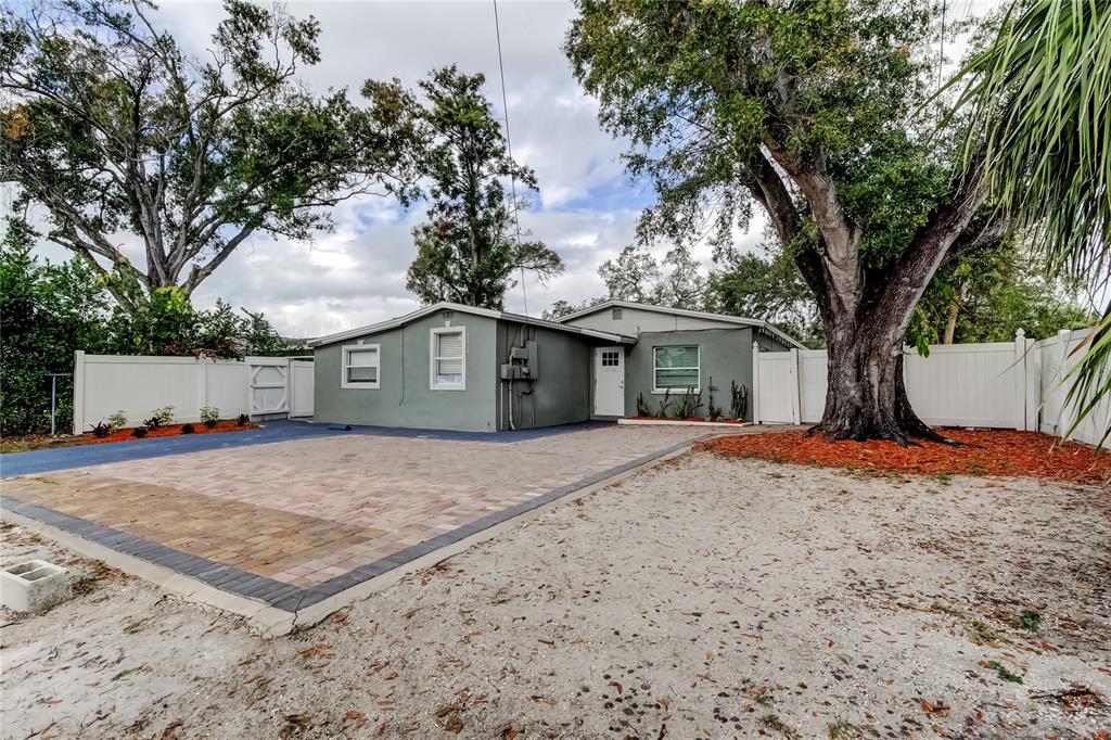 Property for sale at 4532 DEVONSHIRE ROAD, TAMPA, FL, 33634