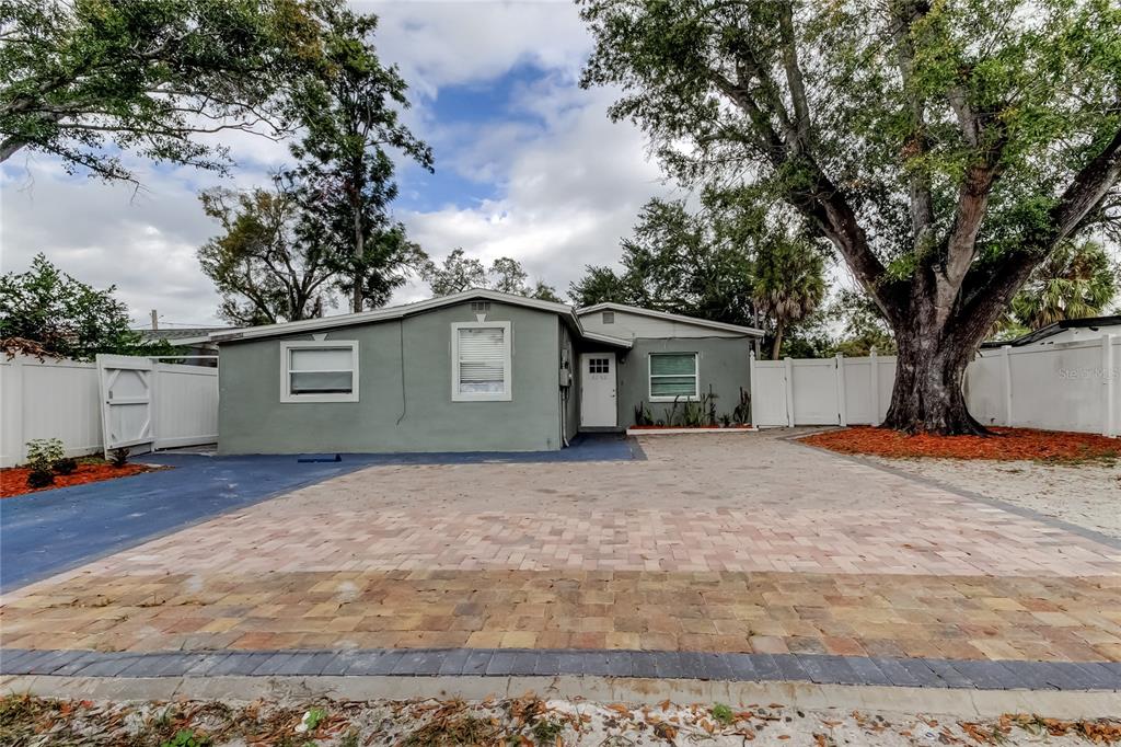 Property for sale at 4532 DEVONSHIRE ROAD, TAMPA, FL, 33634
