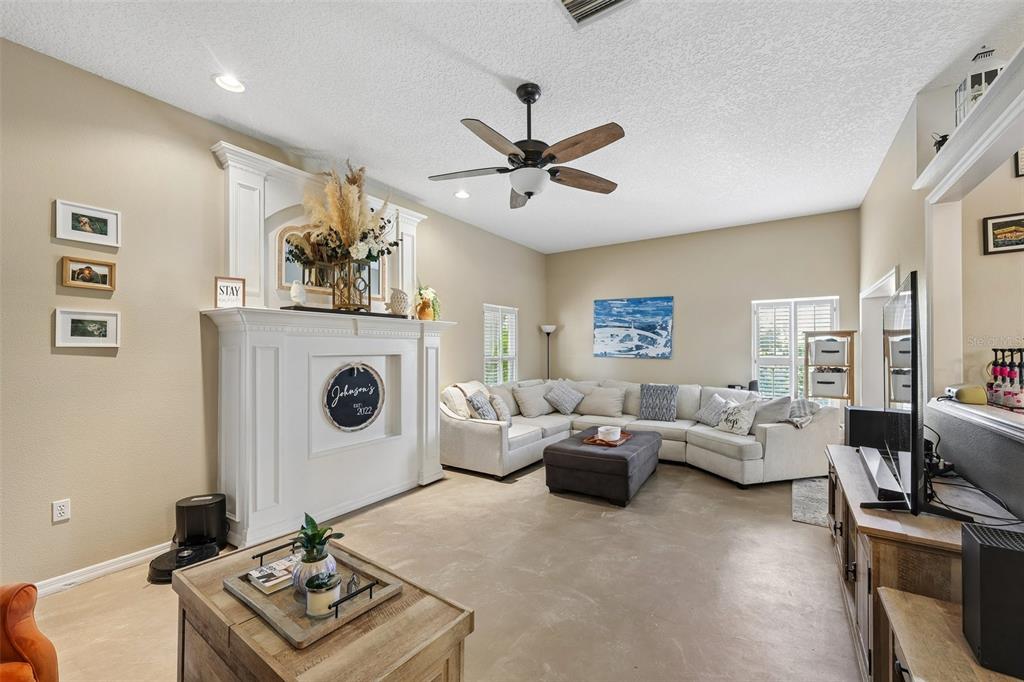 Property for sale at 4919 32ND AVENUE DRIVE W, BRADENTON, FL, 34209