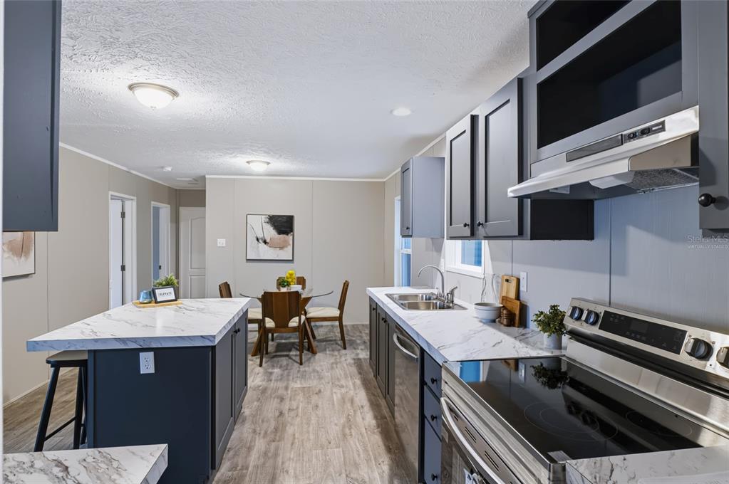Property for sale at 25124 HUCKLEBERRY WAY, ASTATULA, FL, 34705