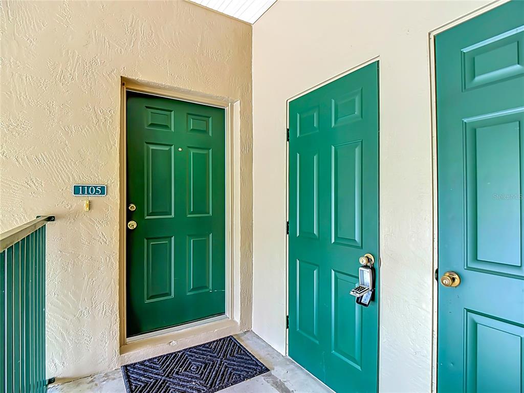 Property for sale at 1105 EAGLE POND DRIVE UNIT 1105, WINTER HAVEN, FL, 33884