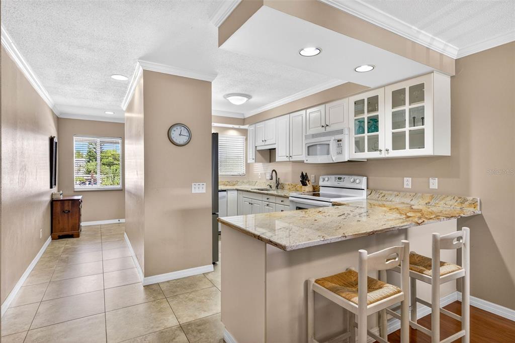 Property for sale at 1008 APOLLO BEACH BOULEVARD UNIT 206, APOLLO BEACH, FL, 33572