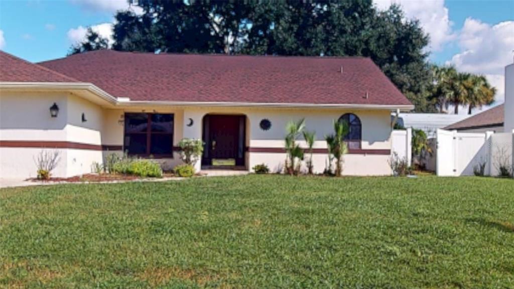 Property for sale at 2022 KAPREE COURT, WINTER HAVEN, FL, 33884