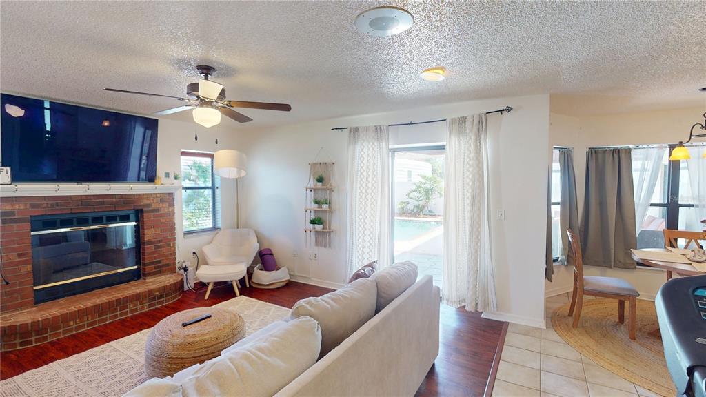 Property for sale at 2022 KAPREE COURT, WINTER HAVEN, FL, 33884