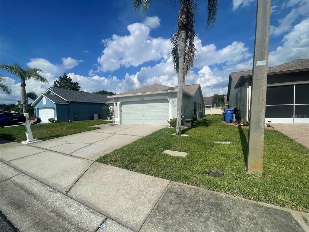 Property for sale at 13104 BARTH PLACE UNIT 13104, RIVERVIEW, FL, 33579