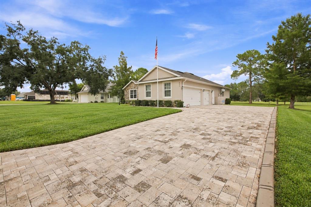 Property for sale at 555 DOWLING CIRCLE, LADY LAKE, FL, 32159