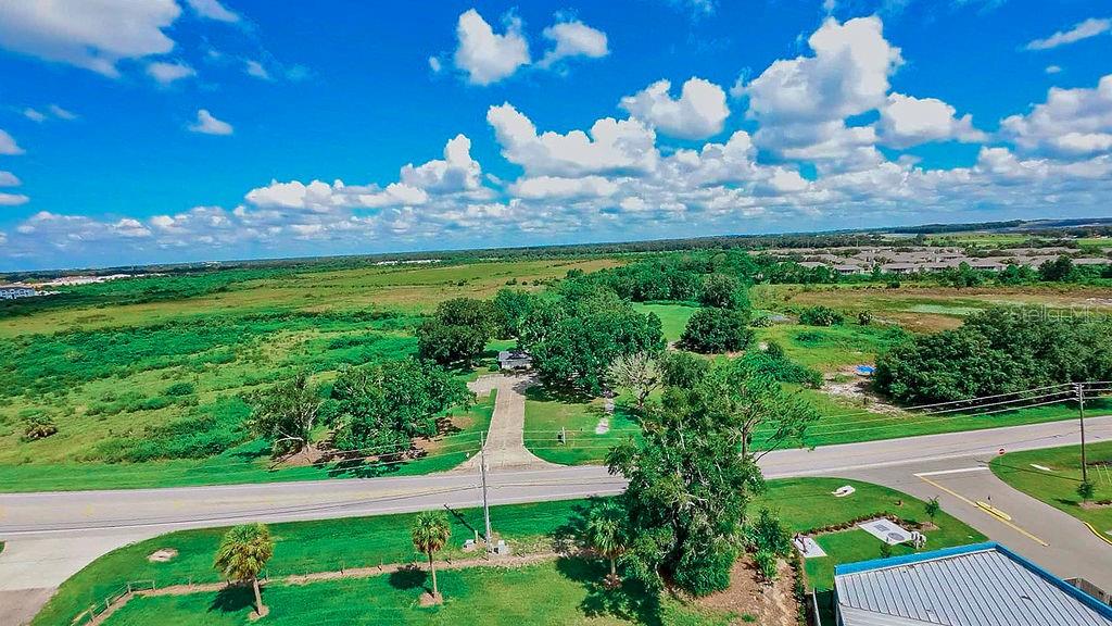 Property for sale at 1030 CHALET SUZANNE ROAD, LAKE WALES, FL, 33859