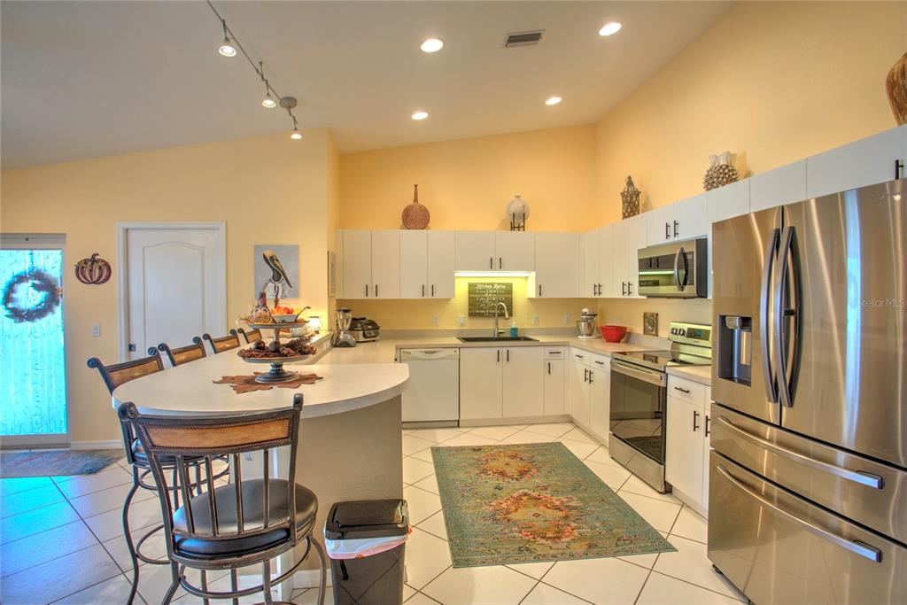 Property for sale at 8101 MEMORY LANE UNIT 220, ROTONDA WEST, FL, 33947
