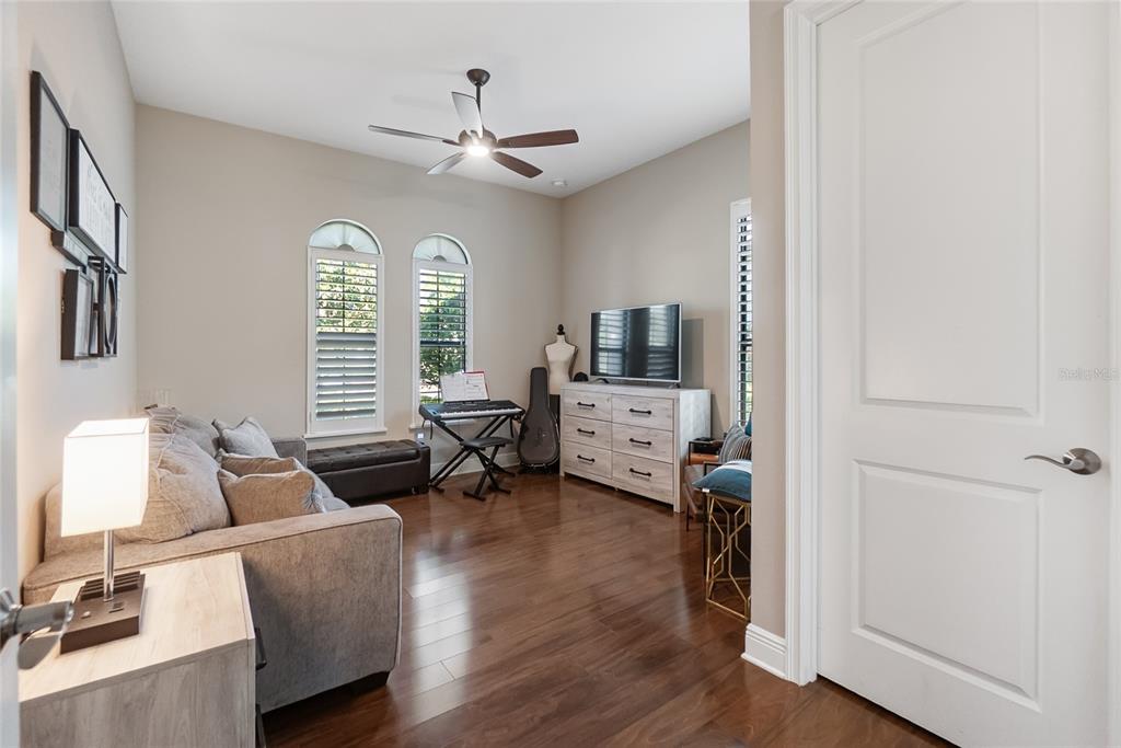 This is the guest bedroom, currently feating a pull out couch that has hosted many guests- wait till you see the bathroom!