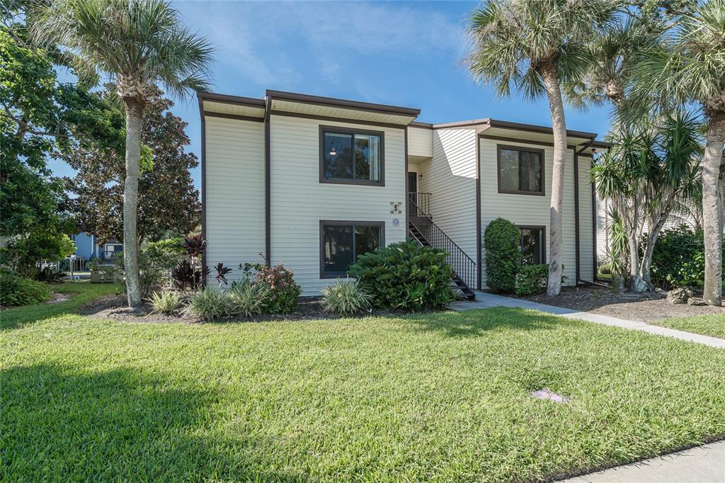 Property for sale at 372 MOORINGS COVE DRIVE UNIT 372, TARPON SPRINGS, FL, 34689