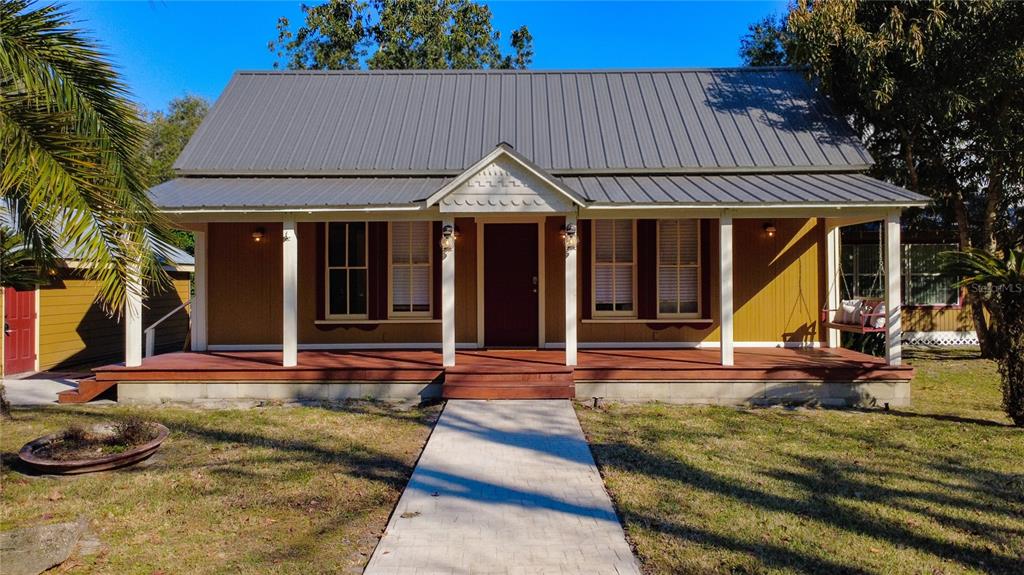 Property for sale at 1148 N GRANDVIEW STREET, MOUNT DORA, FL, 32757