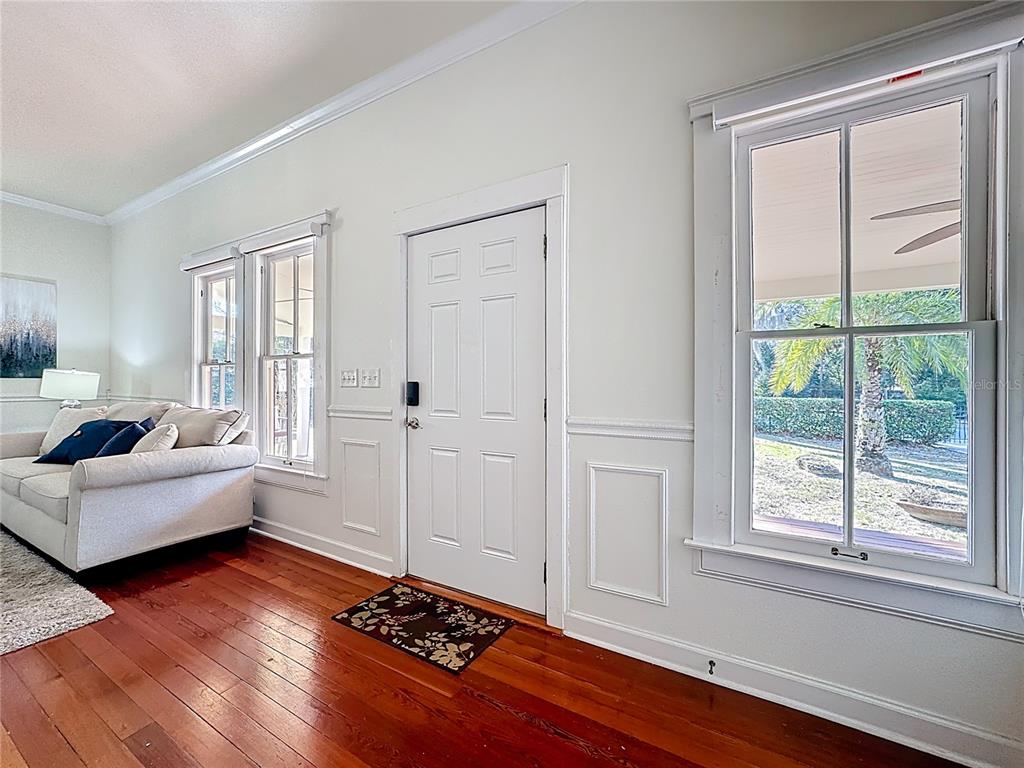 Property for sale at 1148 N GRANDVIEW STREET, MOUNT DORA, FL, 32757