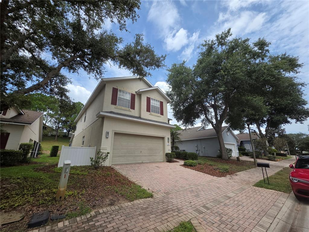 Property for sale at 143 E WINDSOR PLACE, DAVENPORT, FL, 33896