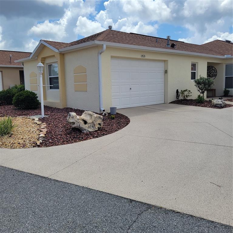 Property for sale at 1521 TRENTON LANE, THE VILLAGES, FL, 32162