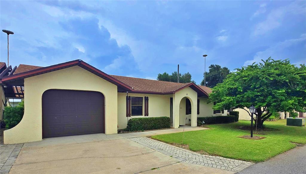 Property for sale at 41 N 20TH ST UNIT 18, HAINES CITY, FL, 33844