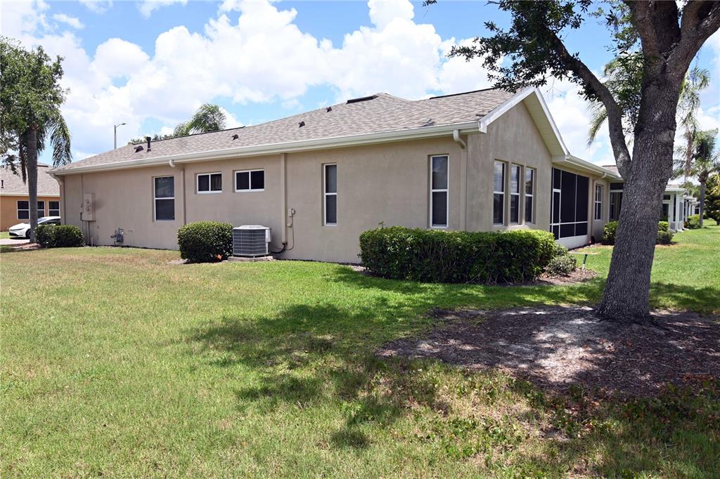 Property for sale at 2294 SIFIELD GREENS WAY UNIT 2294, SUN CITY CENTER, FL, 33573
