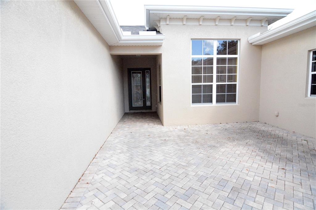 Property for sale at 2294 SIFIELD GREENS WAY UNIT 2294, SUN CITY CENTER, FL, 33573