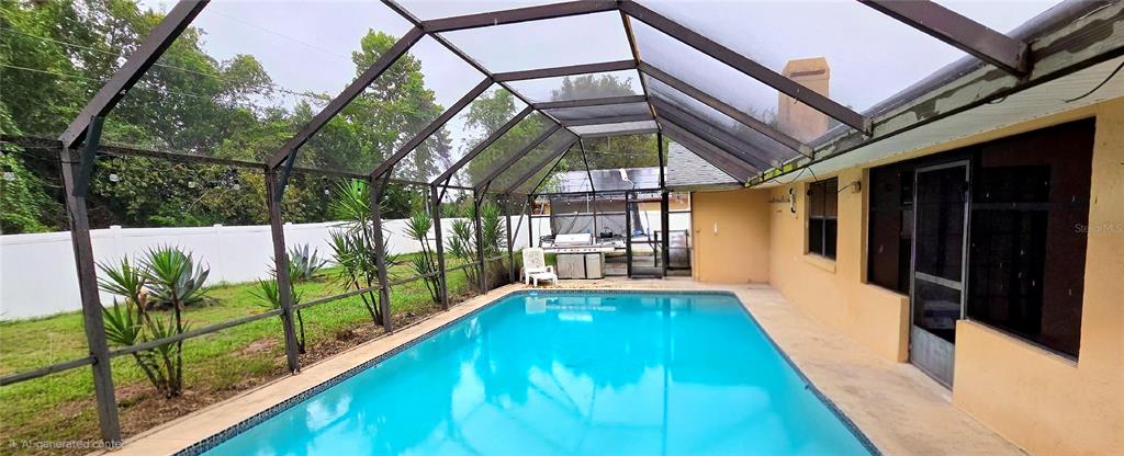 Large pool, great for lap swim