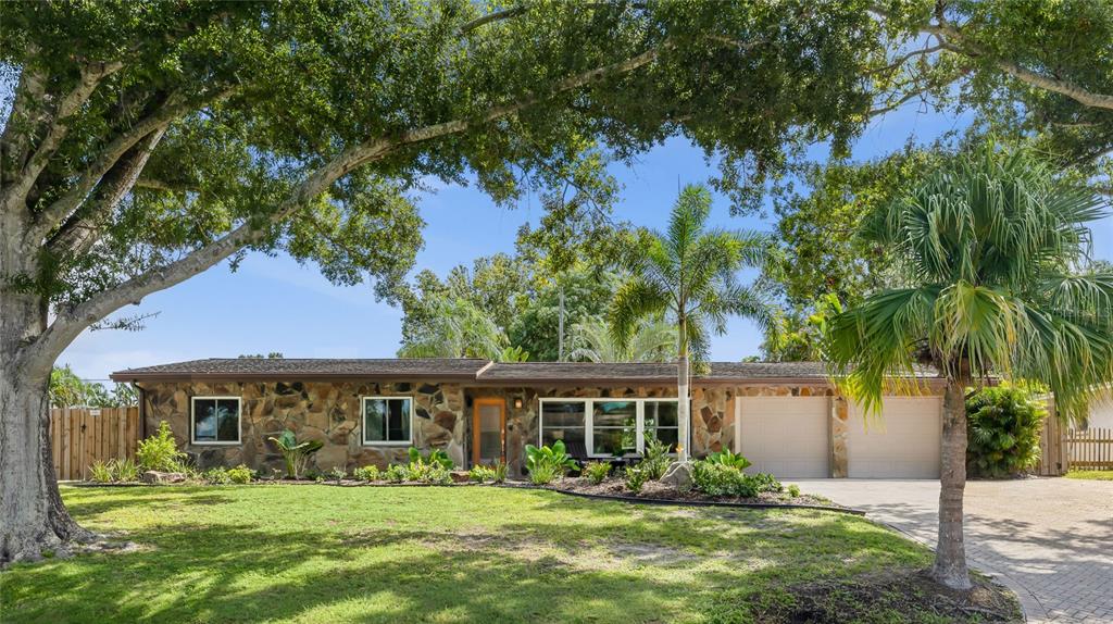 Property for sale at 2630 SUNNYBROOK DRIVE, SARASOTA, FL, 34239