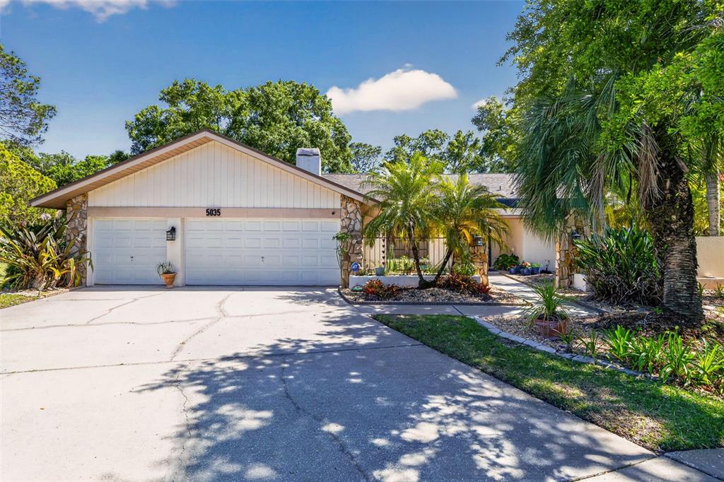 Property for sale at 5035 BARROWE DRIVE, TAMPA, FL, 33624