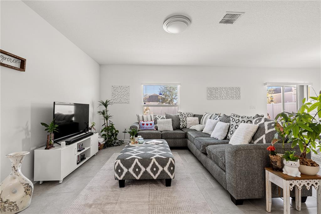Property for sale at 6824 PERCH HAMMOCK LOOP, GROVELAND, FL, 34736