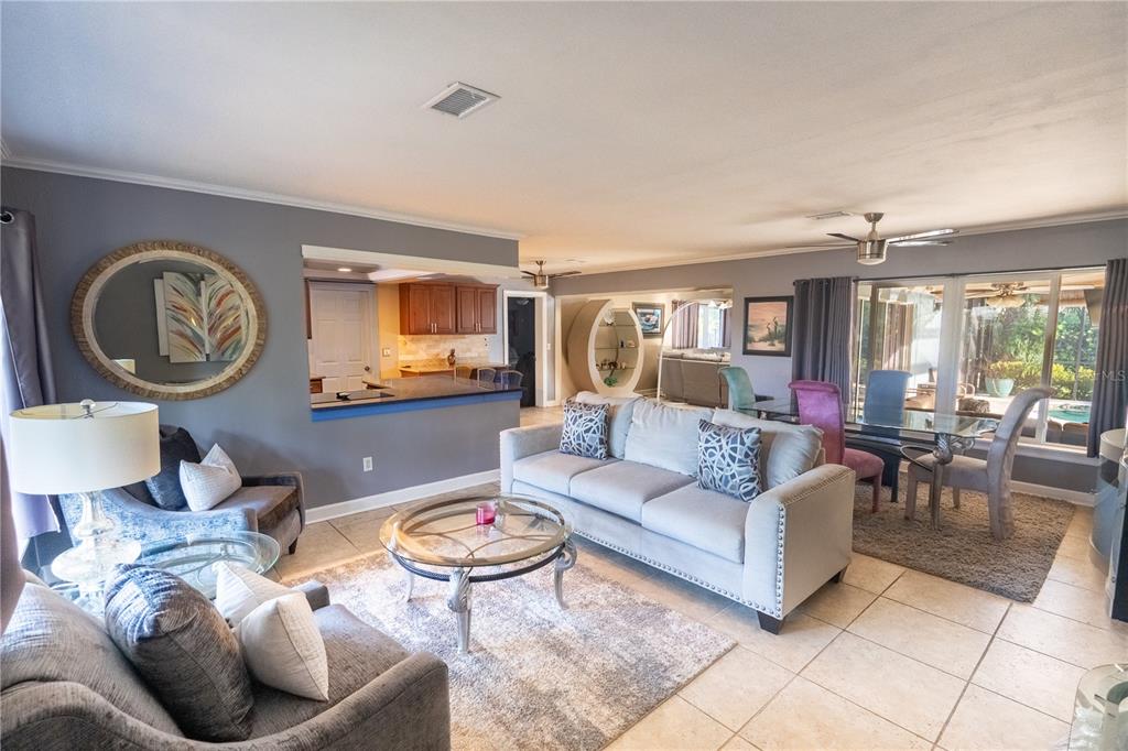 Property for sale at 33 SOUTHWIND DRIVE, BELLEAIR BLUFFS, FL, 33770