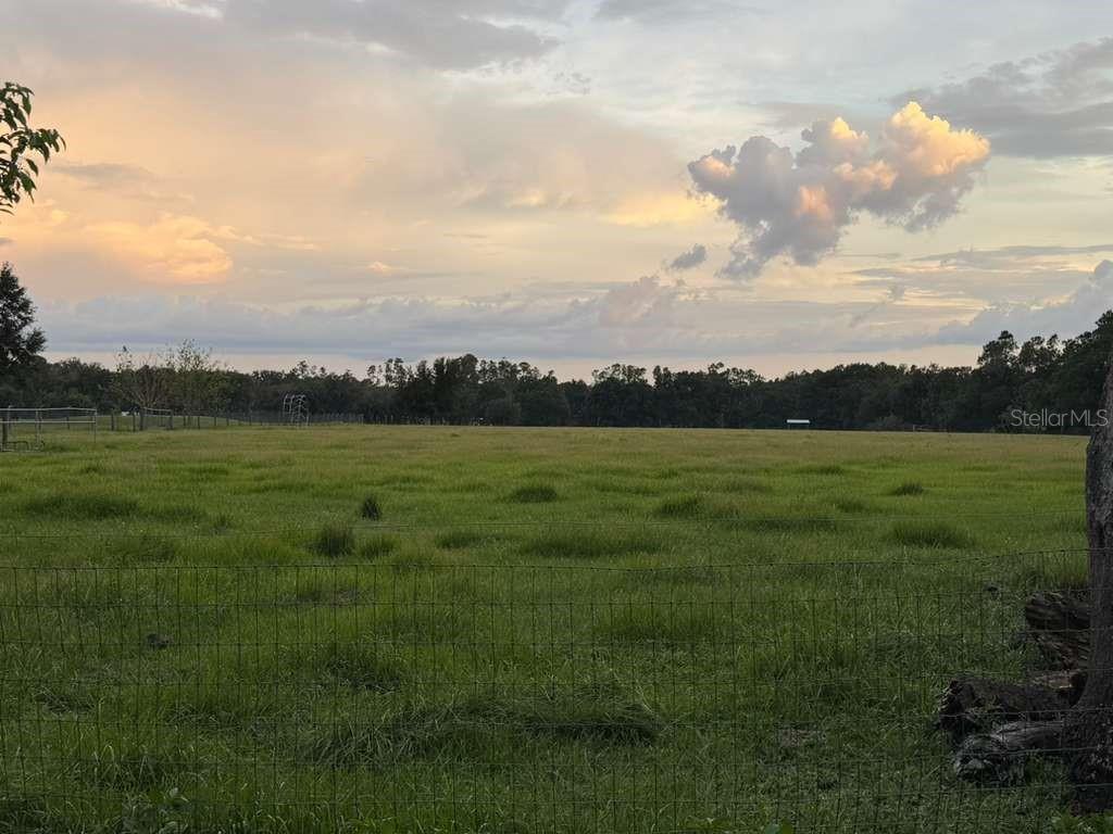 Property for sale at 27900 BAYHEAD ROAD, DADE CITY, FL, 33523