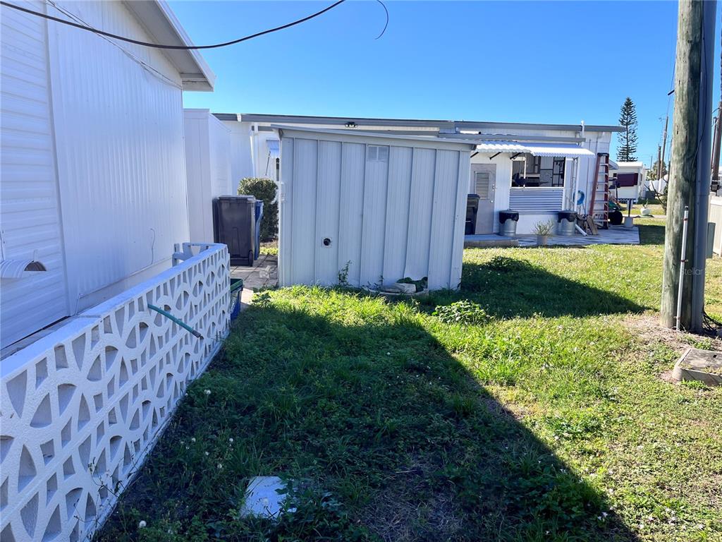 Property for sale at 207 51ST AVENUE PLAZA W UNIT 3, BRADENTON, FL, 34207