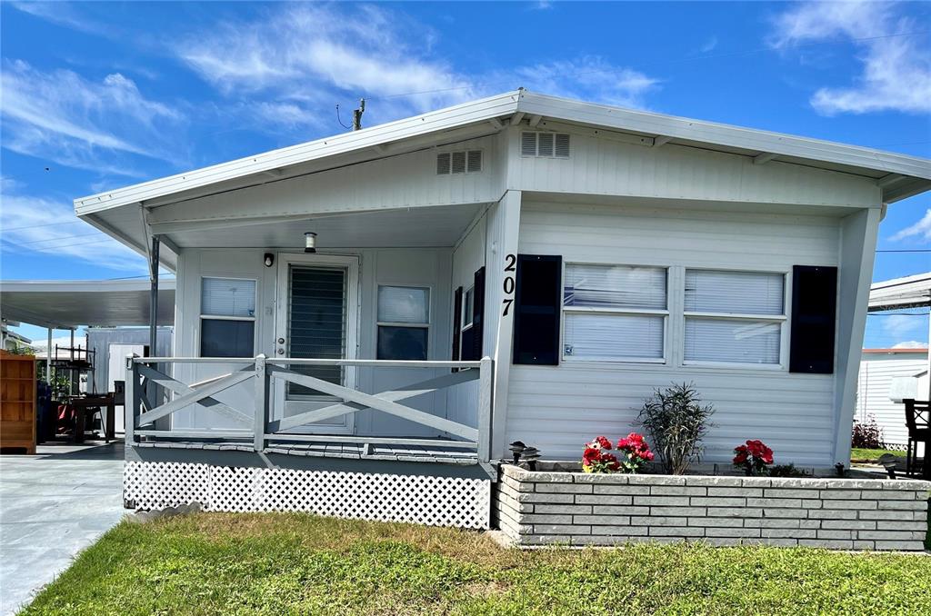 Property for sale at 207 51ST AVENUE PLAZA W UNIT 3, BRADENTON, FL, 34207