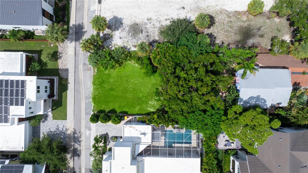 Property for sale at 1677 DEVONSHIRE LANE, SARASOTA, FL, 34236