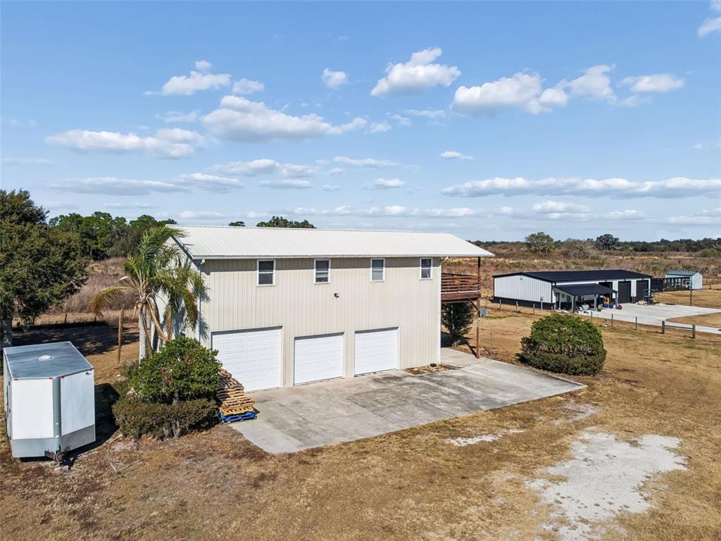 Property for sale at 4026 MCINTOSH ESTATES LANE, PLANT CITY, FL, 33565