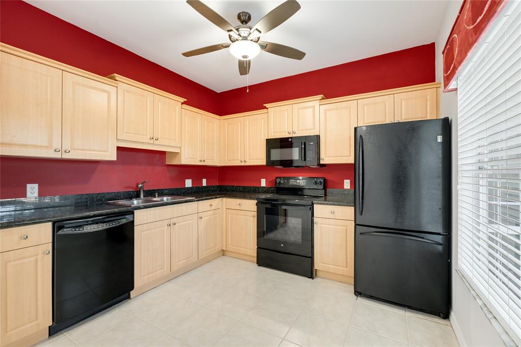 Property for sale at 7698 PLANTATION CIRCLE, BRADENTON, FL, 34201