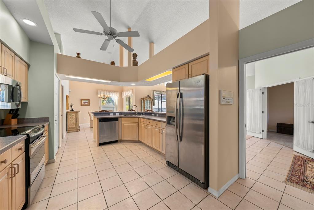 Gourmet chef's kitchen with all stainless steel appliances and plenty of cabinet space!