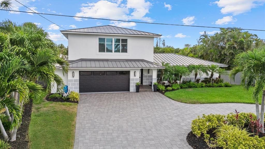 Property for sale at 813 IDLEWILD WAY, SARASOTA, FL, 34242