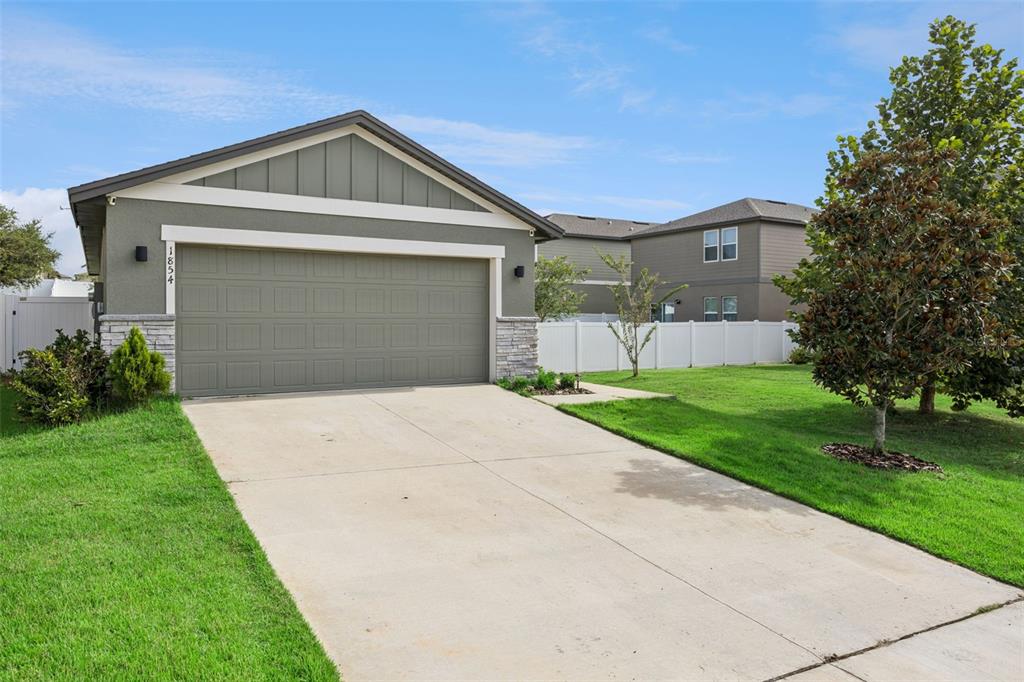 Property for sale at 1854 SUNDANCE CHASE ROAD, MINNEOLA, FL, 34715