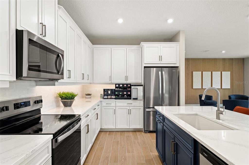 Rainwood Pinnacle Model Kitchen