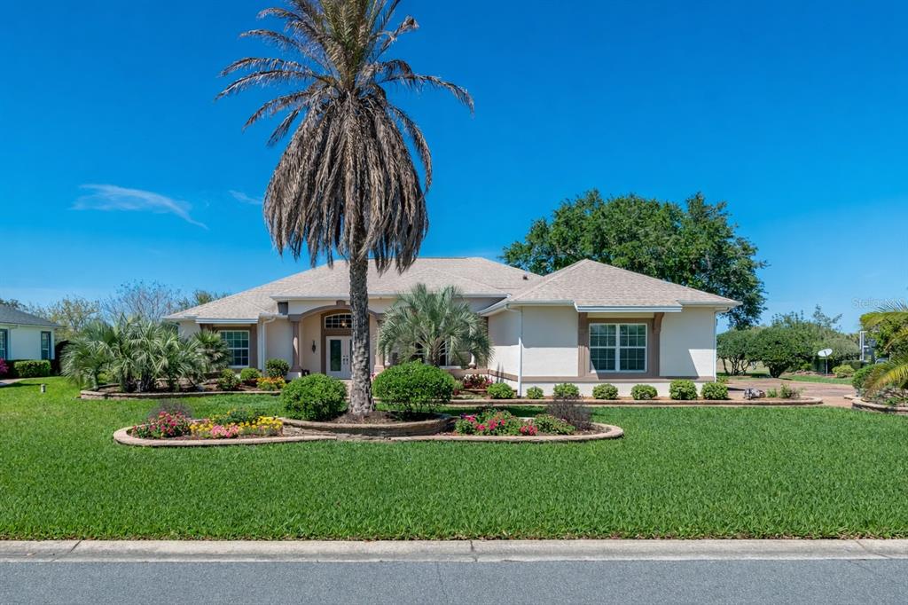 Property for sale at 1670 SAINT JAMES CIRCLE, THE VILLAGES, FL, 32162
