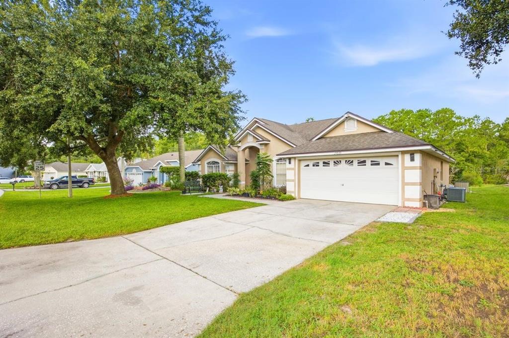 Property for sale at 566 MONTANA AVENUE, DAVENPORT, FL, 33897
