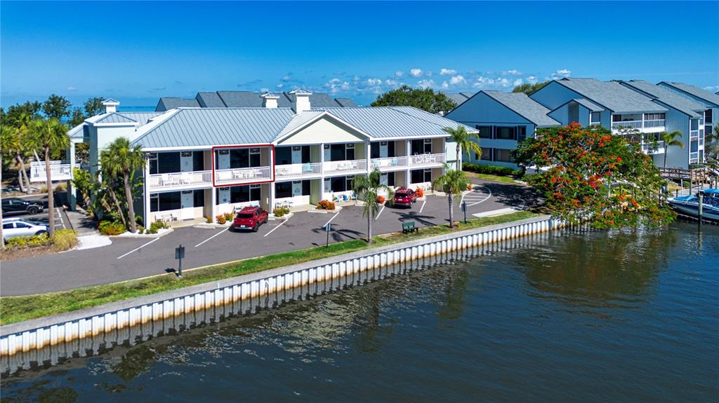 Property for sale at 611 DESTINY DRIVE UNIT 403, RUSKIN, FL, 33570