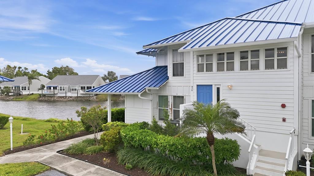 Property for sale at 972 SANDPIPER CIRCLE UNIT 972, BRADENTON, FL, 34209