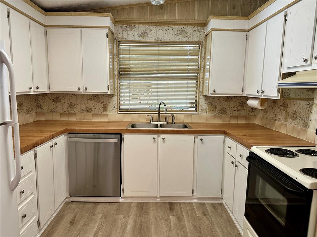 Property for sale at 322 BASS COURT, OLDSMAR, FL, 34677