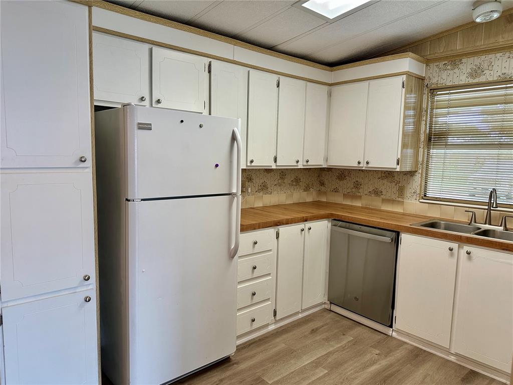 Property for sale at 322 BASS COURT, OLDSMAR, FL, 34677