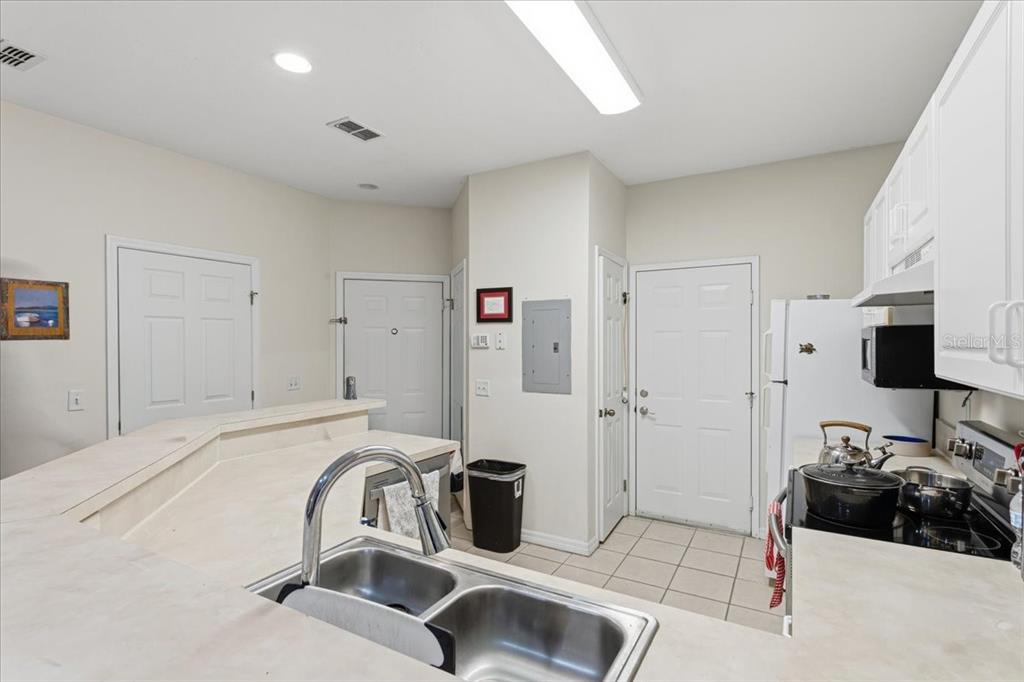 Property for sale at 13200 W NEWBERRY ROAD UNIT 86, NEWBERRY, FL, 32669