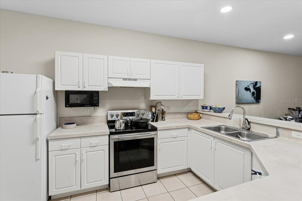 Property for sale at 13200 W NEWBERRY ROAD UNIT 86, NEWBERRY, FL, 32669