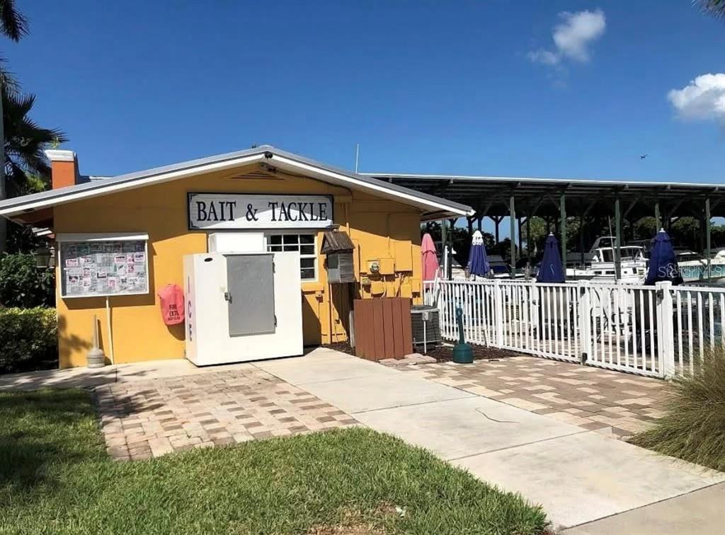 Property for sale at 570 BLACKBURN POINT ROAD UNIT 11, OSPREY, FL, 34229