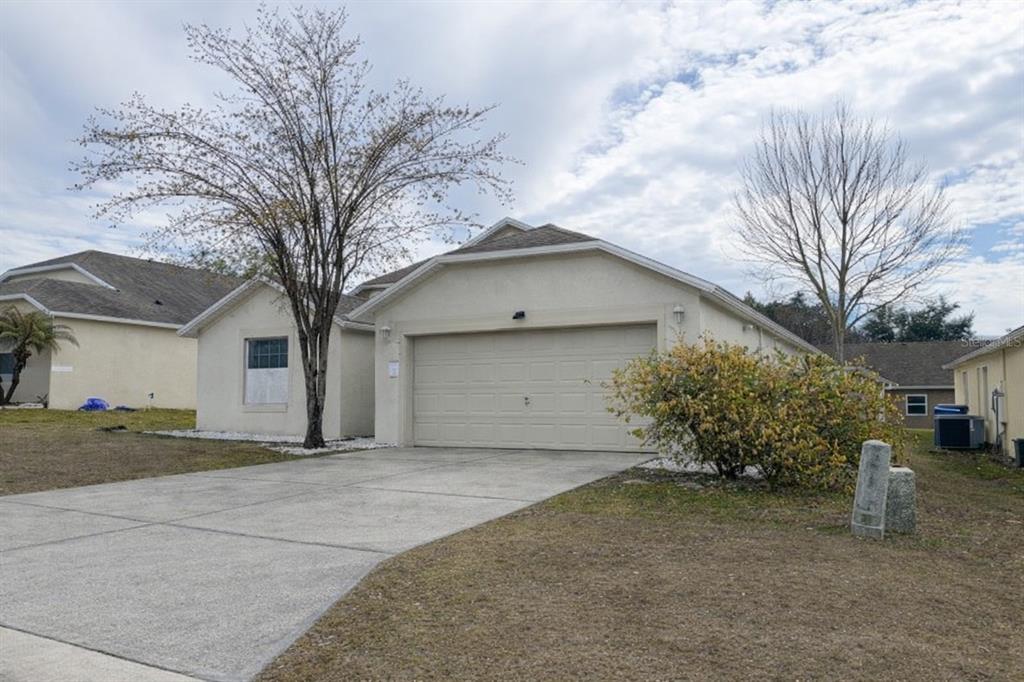 Property for sale at 551 LAKE CHARLES DRIVE, DAVENPORT, FL, 33837