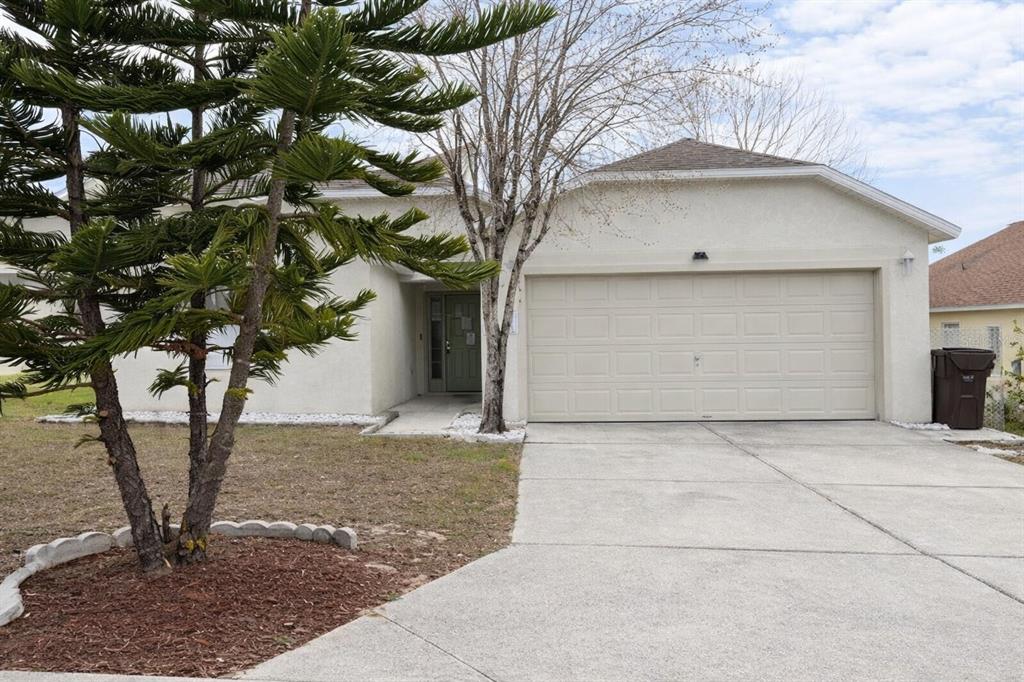 Property for sale at 551 LAKE CHARLES DRIVE, DAVENPORT, FL, 33837