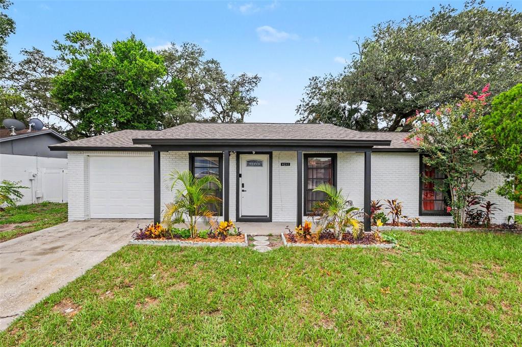 Property for sale at 8253 GREENLEAF CIRCLE, TAMPA, FL, 33615