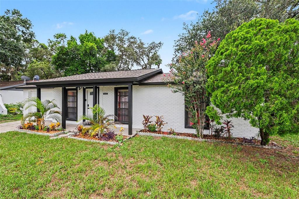 Property for sale at 8253 GREENLEAF CIRCLE, TAMPA, FL, 33615