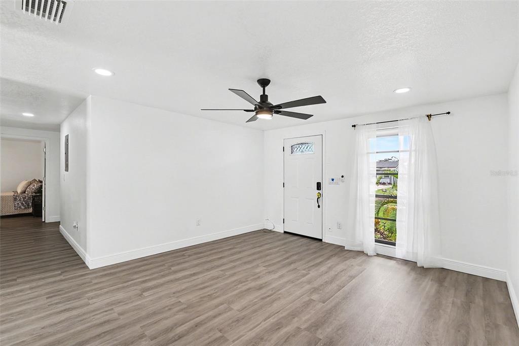 Property for sale at 8253 GREENLEAF CIRCLE, TAMPA, FL, 33615